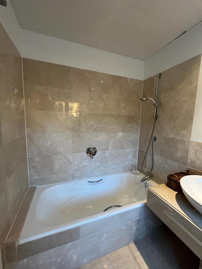 Penthouse Golf Lujo, Perla Sol 1